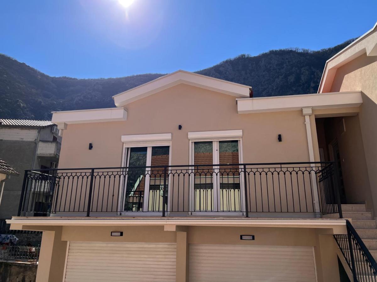 Luna Apartment Kotor Eksteriør billede